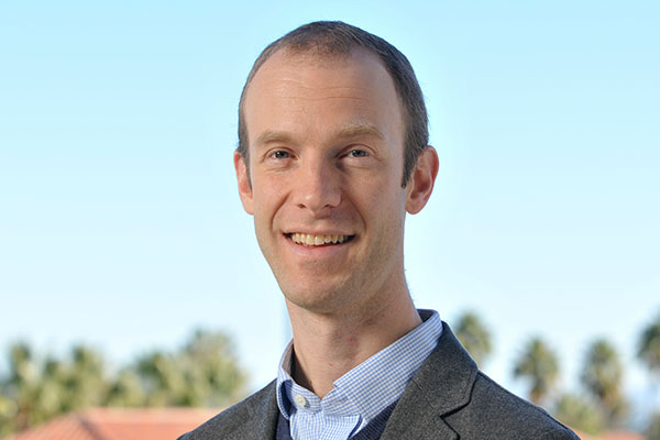 Headshot of Chuck Eesley